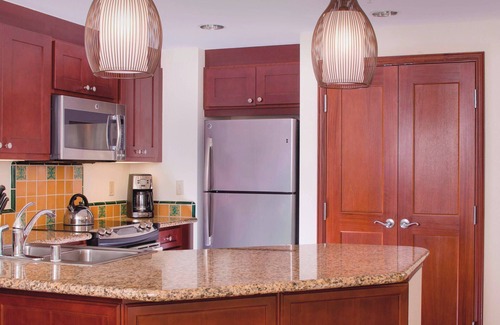 Ko Olina Condo | Marriott's Ko Olina Beach Club - 1BR Resort Condo - Family Friendly Amenities
