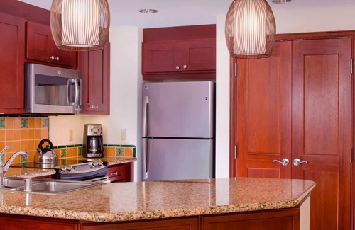 Ko Olina Condo | Marriott's Ko’Olina Beach Club 2 Bedroom- Mountain View