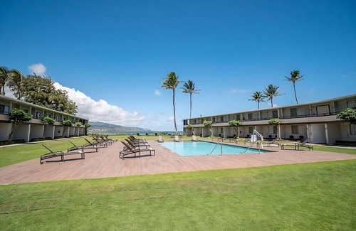 Kahului House | Maui Dream! 4 Units w/Garden Views, Minutes to Maui Nui Botanical Gardens!