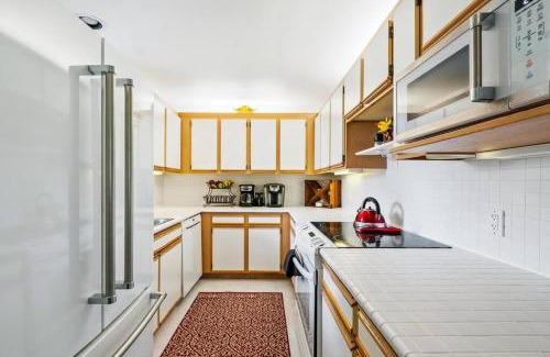 Keauhou House | Mauna Loa Village Resort 2 King Suites w/Private Lanais. Shared Pool & Pickleball