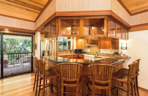 Kilauea House | New Anini Beach Steps and Room to Gather on Kauai TVNC 4255