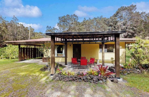 Volcano House | *NEW* Fall Special Volcano Garden Retreat Near Hawai'i Volcanoes National Park