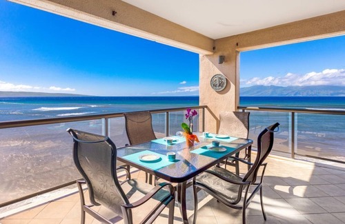 Kahana Condo | NEW! Gorgeous Remodel, Panoramic Views right on Sandy Swimmable Beach