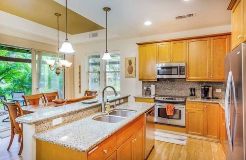 Kamuela Condo | New Kohala Coast Pool Days and Private Beach Access for Four
