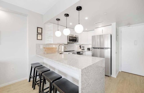 Waikiki Apartment | *NEW* Waikiki Marina-View Studio Near Ala Moana Beach