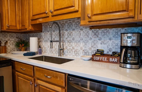 Kahuku Condo | Oasis at Turtle Bay Condo & Legendary North Shore - with Split AC -renovated
