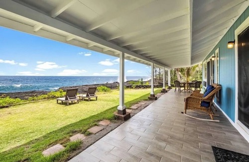 Keaau House | Ocean Front Paradise with Hot Tub in Hawaiian Paradise Park Kea'au