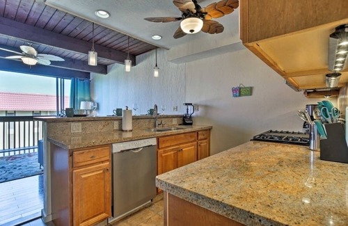 Historic Kailua Village Condo | OCEAN VIEW 2 BEDROOM DOWNTOWN CONDO by RedAwning