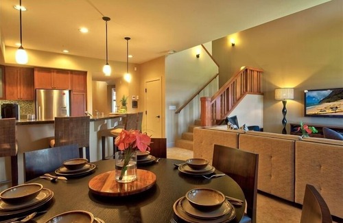 Waikoloa Condo | Ocean View Escape – Weekly Discount + Golf & Yoga Perks!
