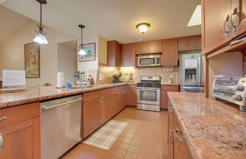 Holualoa House | Ocean-View Group Retreat! 8 Mi to Magic Sands