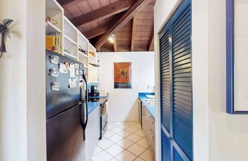 Maunaloa Condo | Ocean-View Molokai Condo with Pool, Beach Access & Grill