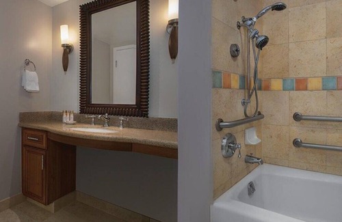 Kaanapali Hotel | Oceanfront 1BR Maui w/Pool & Beach Access