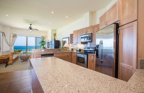 Princeville Condo | Oceanfront Air Conditioned Condo ~ Walk to Beach ~ Amazing Views