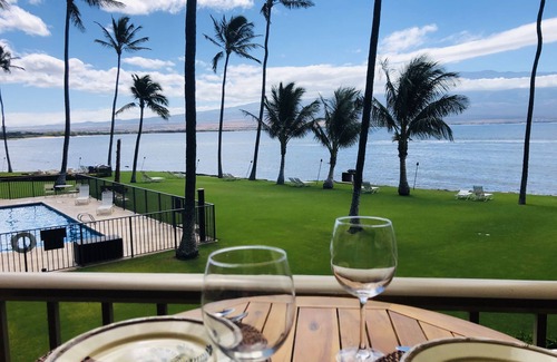 Maalaea Condo | Oceanfront, Luxurious Bed & Bedding, Air Conditioned, fast WiFi!