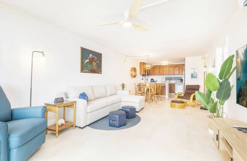 Mokuleia Condo | Oceanfront North Shore Escape | Remodeled 1-Bedroom, 2-Bath Condo