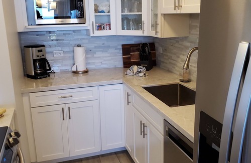 Kihei Condo | Oceanfront Vacation Rental in Kihei Maui. Hotel Zoned.