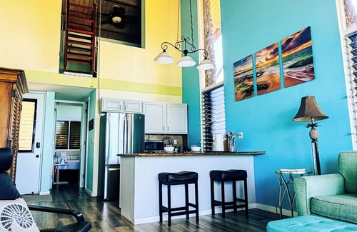 Honokowai Condo | Oceanfront well-stocked home 20 ft from the ocean to relax and recharge
