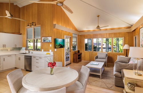 Puako House | Oct dates are $150 off the normal nightly rate! AC, walk to beach!