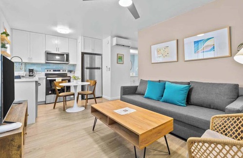 McCully - Moiliili Apartment | One Bed Honolulu Kaaha