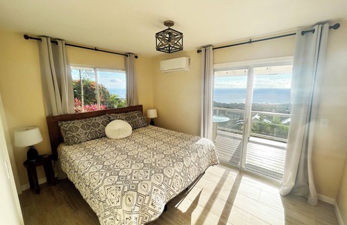 Kailua-Kona House | Panoramic view of ocean. Excellent location. Quiet neighborhood. Sleep 10