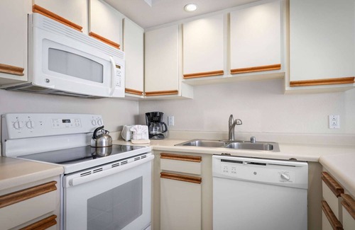 Honokowai Condo | Papakea Resort - Beautiful Ocean View Studio - NO Resort Fee