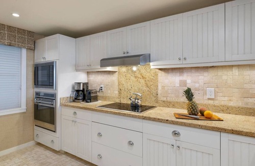 Kahuku Villa | Presidential Suites Turtle Bay 4BR Oceanfront Villa