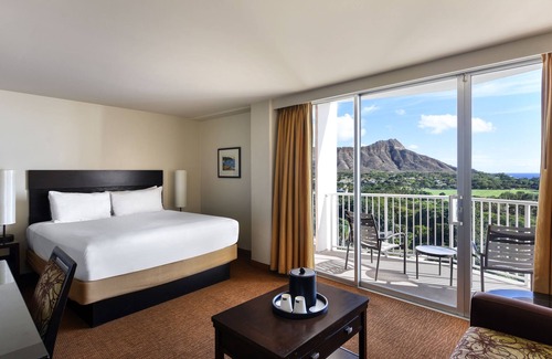 Diamond Head - Kapahulu - St. Louis Hotel | Prime Location! 2 Units with Breathtaking Views, Close to Waikiki Beach!