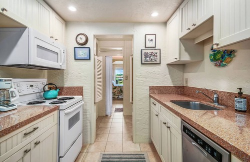 Poipu Condo | Prince Kuhio, Sunny South Shore Condo is steps away from the beach