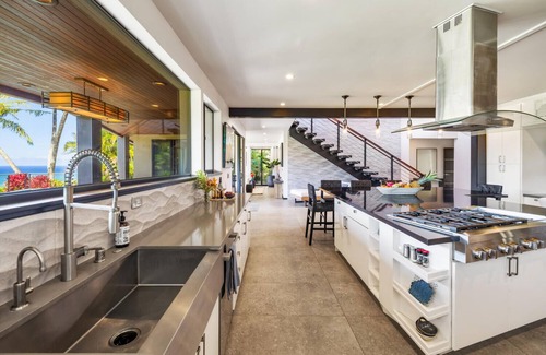 Queen Emmas Bluffs House | Princeville Ocean View With Pool and Spa