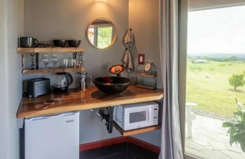 Hilo House | Private Eco Bungalow Ocean Views Stunning Sunrises