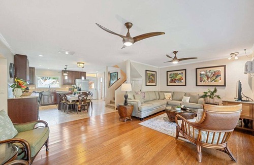 Historic Lahaina Front Street House | PU 153-4 Spacious Puamana Unit & Walk To The Beach