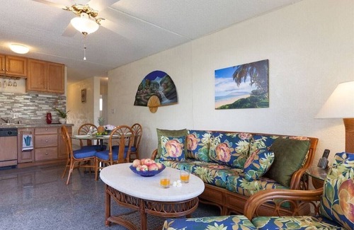 Kamuela Condo | Puako Condo 109 ~ 3 BR ~ Corner Ground Unit ~ Pool
