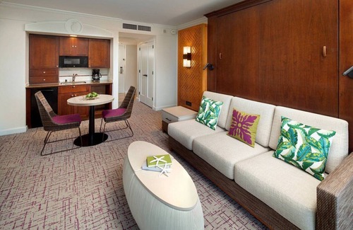 Lihue Apartment | Queen Studio with Sea View | Sleeps 2
