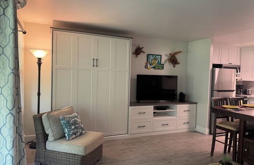 Kahuku Condo | Remodeled 2025, king bed, 2 Bathroom, sleeps 4