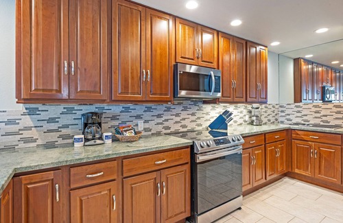 Kahana Condo | Sands Of Kahana 281 2bed/2ba Penthouse 1 Bedroom Condo