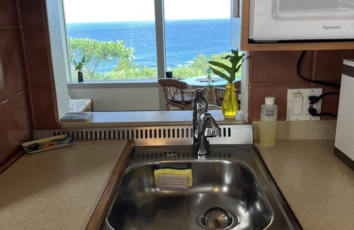 Princeville Apartment | Secluded Oceanfront Cottage- in Princeville – Private large Spa & Stunning Views