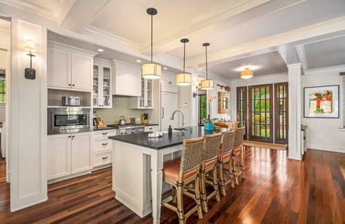 Poipu House | Spacious 3 Bed Cottage w AC, BBQ, Firepit