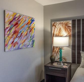 Waikiki Apartment | Spectacular Urban Location
