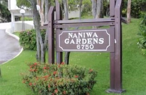 Hawaii Kai House | Steps to the beach luxury apartment