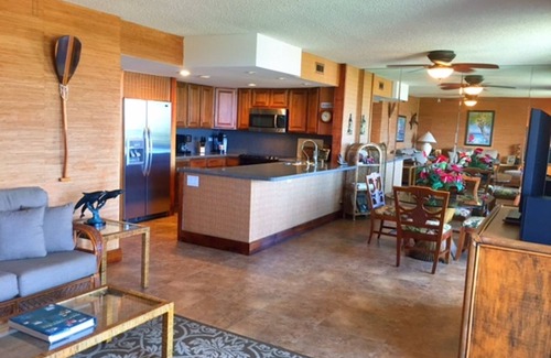 Kahaluu Bay Condo | Steps to White Sands Beach, Affordable Tranquility!