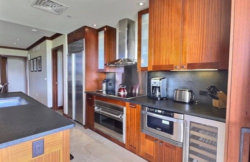Ko Olina Condo | Stunning Ocean View Luxury Suite - Ko Olina Beach Villas O421 End Unit