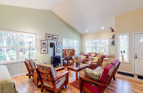 Volcano House | Stunning retreat w/a full kitchen, gas fireplace, furnished lanais, & WiFi
