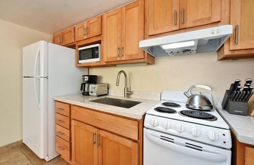 Kahana Condo | Sweet Studio with AC