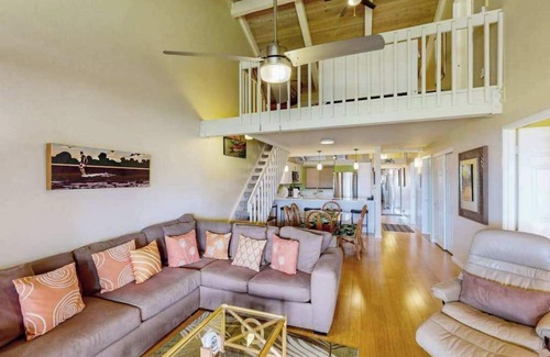 Waikoloa Condo | Take In Ocean & Fairway Views from a Home with Pool & Tennis