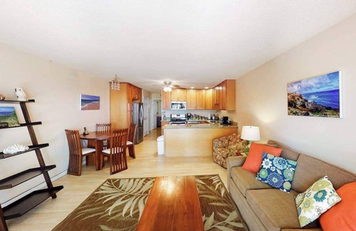 Ualapue Apartment | Take In Water Views from a Condo with Pool, Tennis & Free WiFi