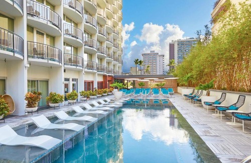 Waikiki Hotel | The Laylow Waikiki, Autograph Collection