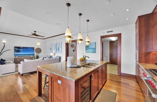 Montage Kapalua Bay Condo | The Resort at Kapalua Bay | Oceanfront 3 BR Sleeps 10 | Car Incl. w/6+ Nights | MON-6302 by KBM