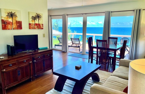 Hakalau House | The Treehouse at Hakalau, Oceanfront coastal comfort