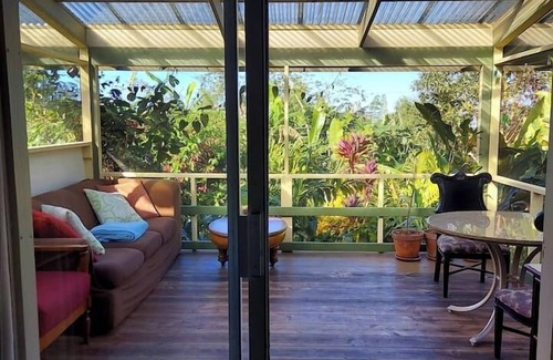 Honokaa Condo | Tiny home Container Nature Homestead Farm Retreat