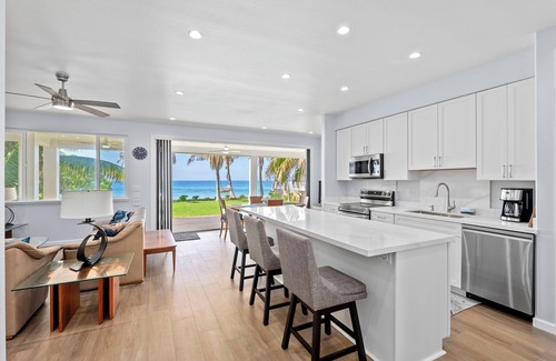 Waianae House | Tropical Oceanfront Paradise